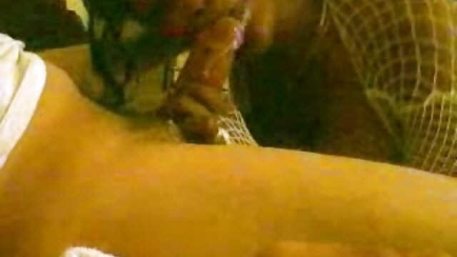Pornovideos - Belladonna öffnet ihre Vorder- und deutschsprachige sexvideos kostenlos Hintertür